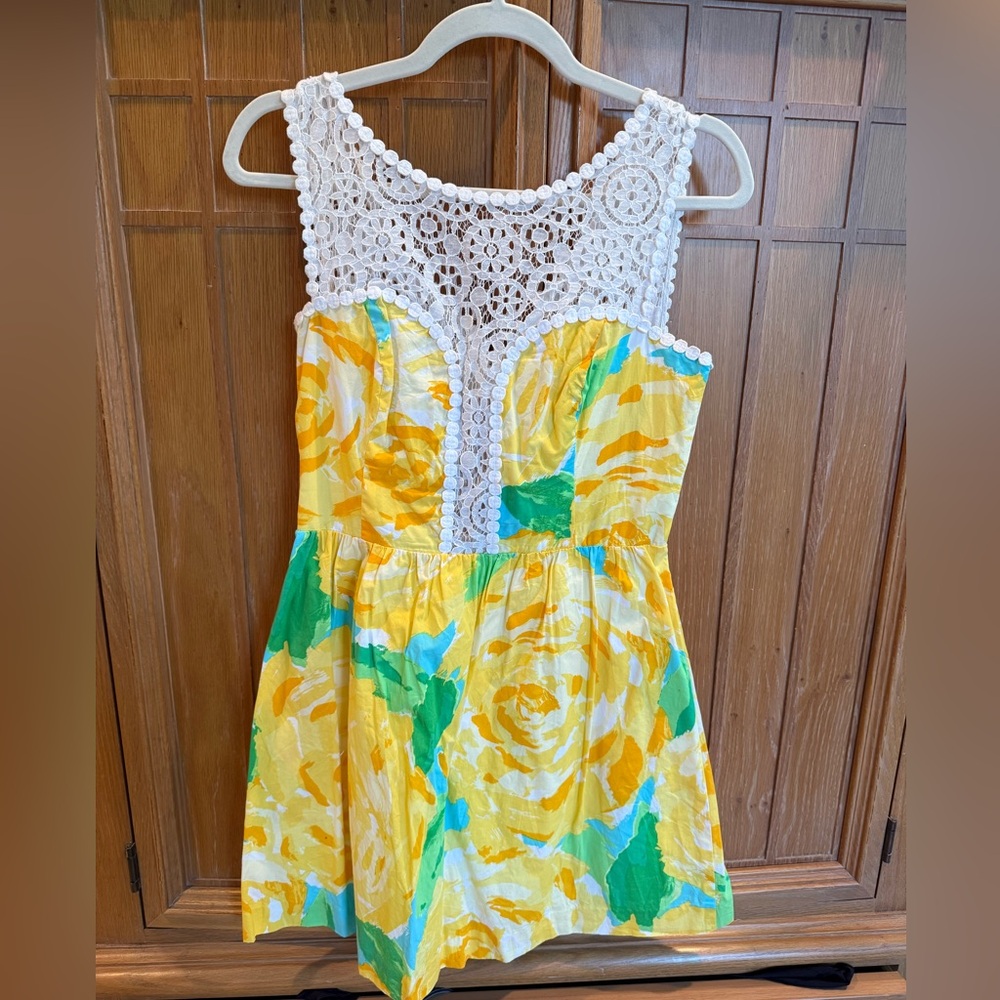 VGUC Lilly Pulitzer Floral Fit and Flare Dress